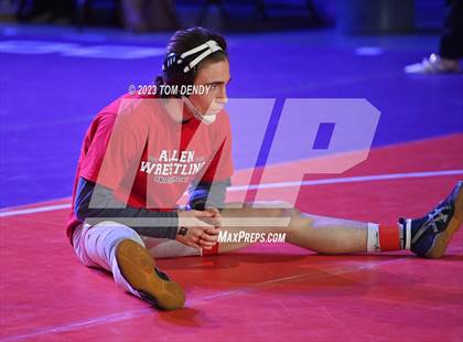 Thumbnail 2 in UIL 6A State Championships 106 lbv- 150 lb Finals photogallery.