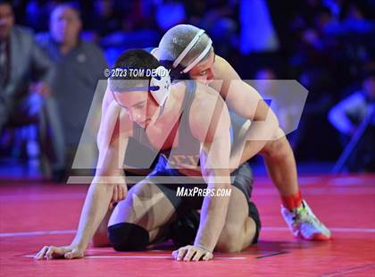 Thumbnail 2 in UIL 6A State Championships 106 lbv- 150 lb Finals photogallery.