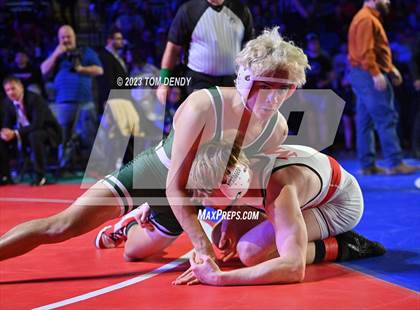 Thumbnail 1 in UIL 6A State Championships 106 lbv- 150 lb Finals photogallery.