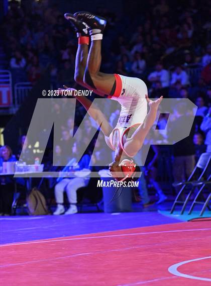 Thumbnail 2 in UIL 6A State Championships 106 lbv- 150 lb Finals photogallery.
