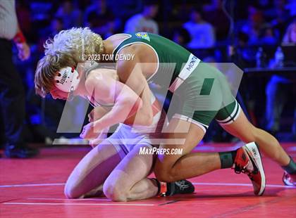 Thumbnail 1 in UIL 6A State Championships 106 lbv- 150 lb Finals photogallery.