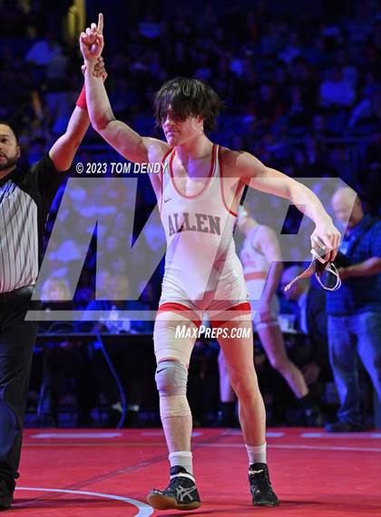 Thumbnail 2 in UIL 6A State Championships 106 lbv- 150 lb Finals photogallery.