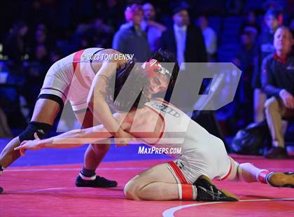 Thumbnail 1 in UIL 6A State Championships 106 lbv- 150 lb Finals photogallery.