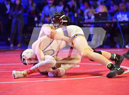 Thumbnail 1 in UIL 6A State Championships 106 lbv- 150 lb Finals photogallery.