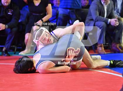 Thumbnail 1 in UIL 6A State Championships 106 lbv- 150 lb Finals photogallery.