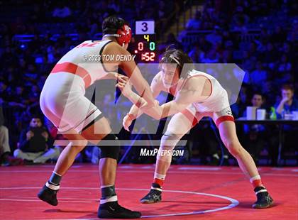 Thumbnail 2 in UIL 6A State Championships 106 lbv- 150 lb Finals photogallery.