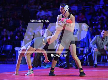 Thumbnail 3 in UIL 6A State Championships 106 lbv- 150 lb Finals photogallery.