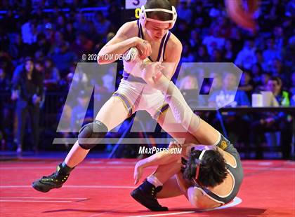 Thumbnail 2 in UIL 6A State Championships 106 lbv- 150 lb Finals photogallery.
