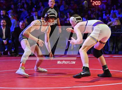 Thumbnail 1 in UIL 6A State Championships 106 lbv- 150 lb Finals photogallery.