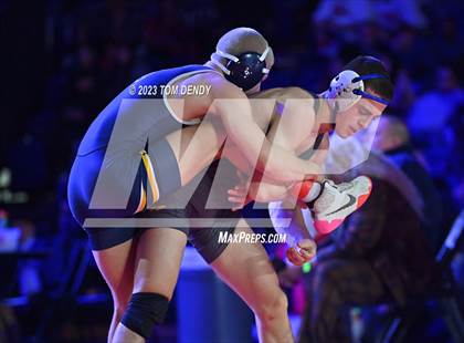 Thumbnail 1 in UIL 6A State Championships 106 lbv- 150 lb Finals photogallery.