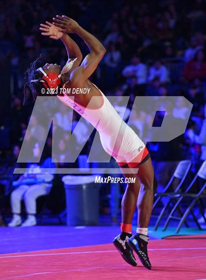Thumbnail 2 in UIL 6A State Championships 106 lbv- 150 lb Finals photogallery.