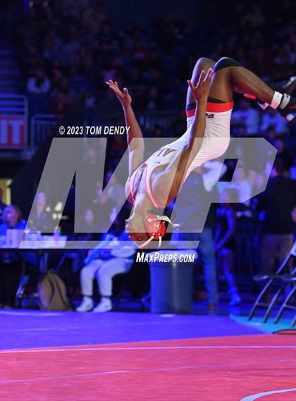 Thumbnail 1 in UIL 6A State Championships 106 lbv- 150 lb Finals photogallery.