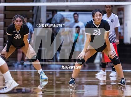 Thumbnail 1 in Aiea @ Radford photogallery.