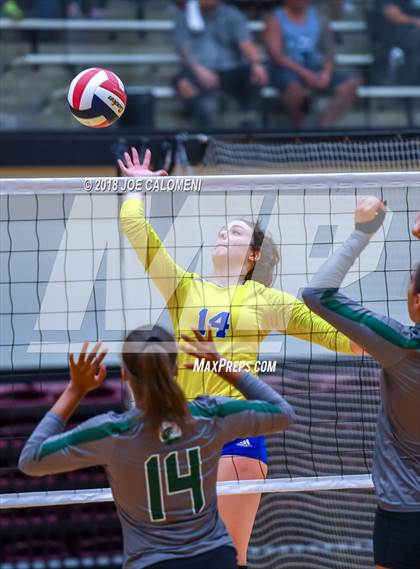 Thumbnail 3 in Reagan [Ronald] vs Clemens (NEISD Volleyball Tournament) photogallery.