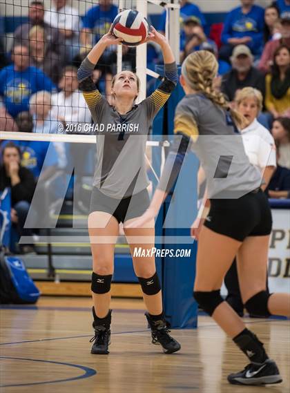 Thumbnail 2 in Rains vs. North Lamar photogallery.