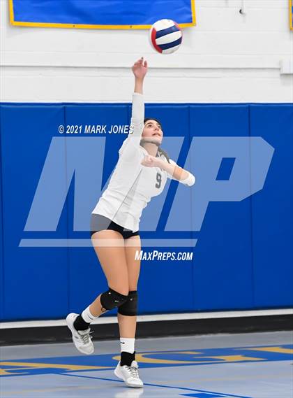 Thumbnail 2 in Rancho Solano Prep vs. Fort Thomas (PCDS Desert Classic) photogallery.