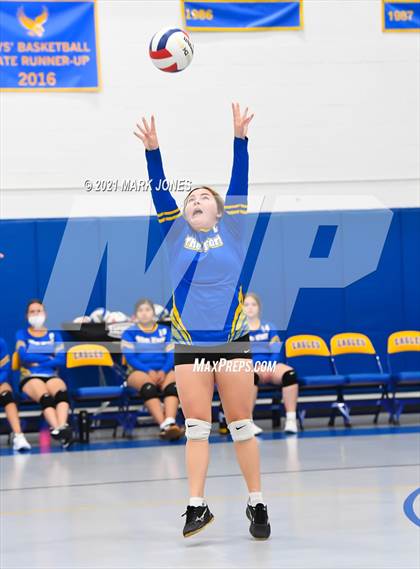Thumbnail 2 in Rancho Solano Prep vs. Fort Thomas (PCDS Desert Classic) photogallery.