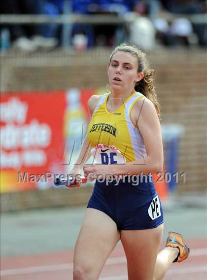 Thumbnail 1 in 117th Penn Relays (Girls 4x400m Events 126-128) photogallery.