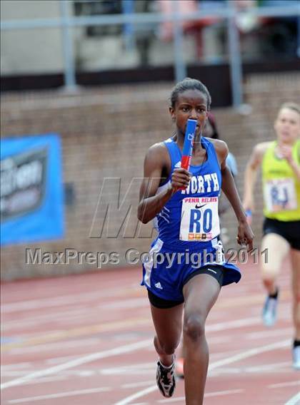 Thumbnail 1 in 117th Penn Relays (Girls 4x400m Events 126-128) photogallery.