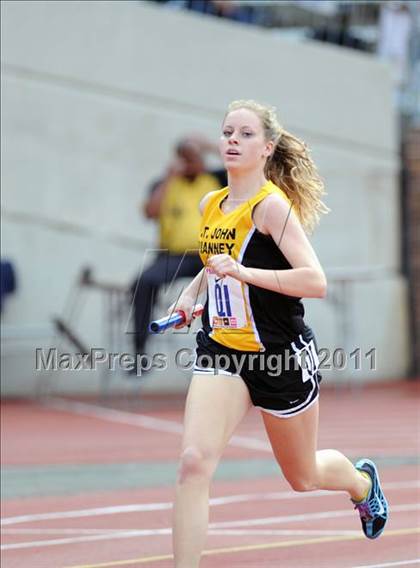 Thumbnail 3 in 117th Penn Relays (Girls 4x400m Events 126-128) photogallery.