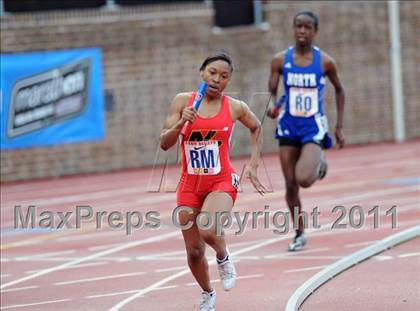 Thumbnail 3 in 117th Penn Relays (Girls 4x400m Events 126-128) photogallery.