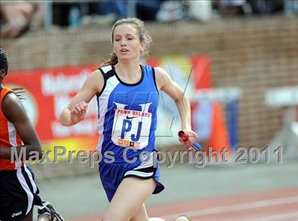 Thumbnail 1 in 117th Penn Relays (Girls 4x400m Events 126-128) photogallery.