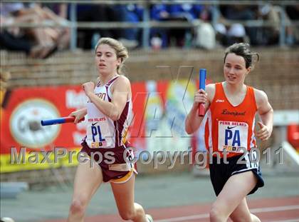 Thumbnail 2 in 117th Penn Relays (Girls 4x400m Events 126-128) photogallery.