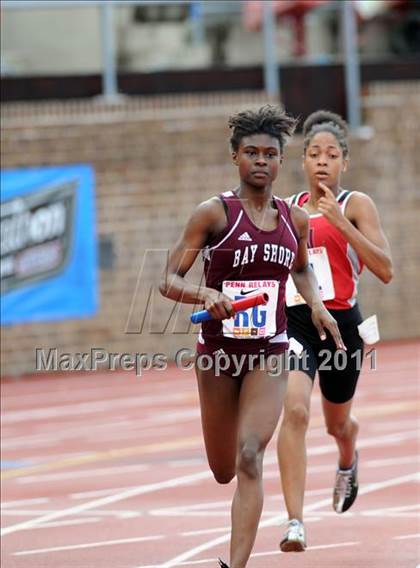 Thumbnail 3 in 117th Penn Relays (Girls 4x400m Events 126-128) photogallery.