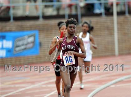 Thumbnail 1 in 117th Penn Relays (Girls 4x400m Events 126-128) photogallery.