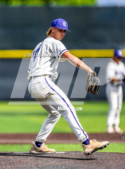 Thumbnail 2 in American Fork @ Riverton (UHSAA 6A Bracket 2 Final) photogallery.