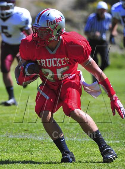 Thumbnail 2 in Elko @ Truckee photogallery.