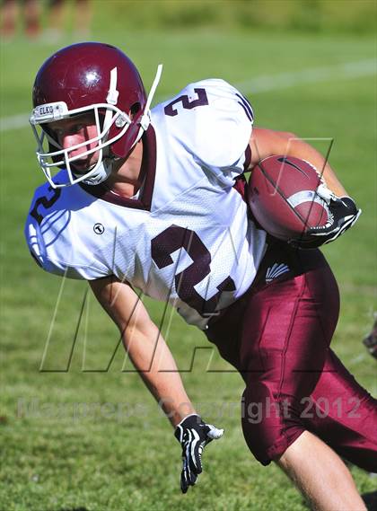 Thumbnail 2 in Elko @ Truckee photogallery.