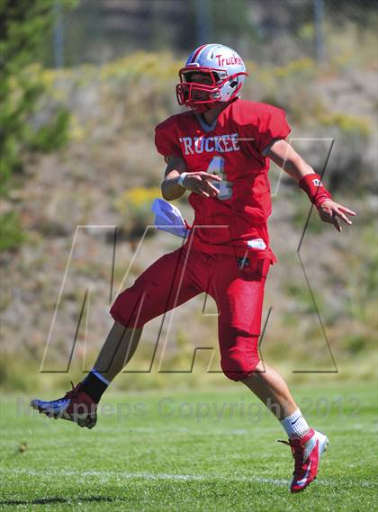 Thumbnail 2 in Elko @ Truckee photogallery.