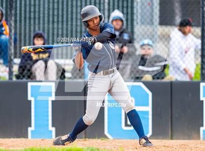Thumbnail 2 in Carlmont @ Hillsdale photogallery.