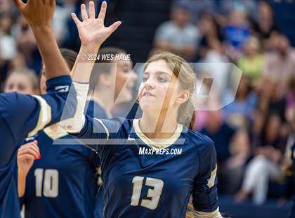 Thumbnail 3 in Harding Academy @ Arlington photogallery.