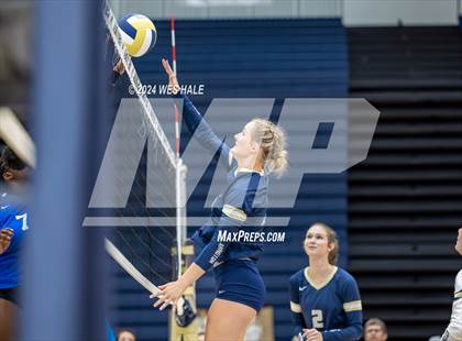 Thumbnail 1 in Harding Academy @ Arlington photogallery.