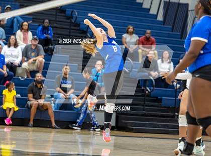 Thumbnail 1 in Harding Academy @ Arlington photogallery.
