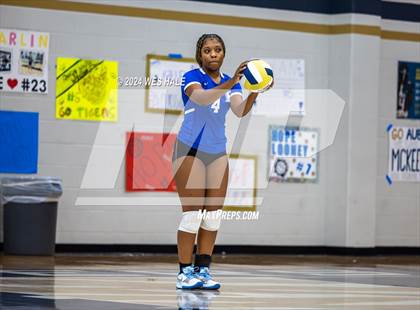 Thumbnail 3 in Harding Academy @ Arlington photogallery.