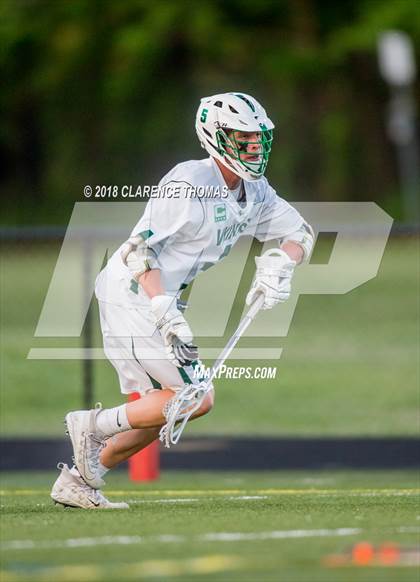 Thumbnail 1 in Woodgrove @ Loudoun Valley photogallery.
