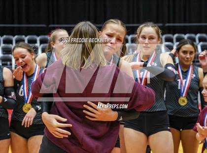 Thumbnail 3 in Johnson City vs. Wink (UIL 2A Volleyball Division I Final Medal Ceremony) photogallery.