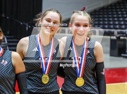 Thumbnail 2 in Johnson City vs. Wink (UIL 2A Volleyball Division I Final Medal Ceremony) photogallery.