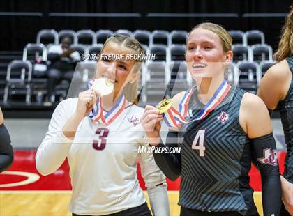Thumbnail 1 in Johnson City vs. Wink (UIL 2A Volleyball Division I Final Medal Ceremony) photogallery.