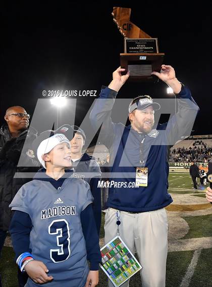 Thumbnail 2 in Valley Christian vs. Madison (CIF State Division 2AA Final) photogallery.