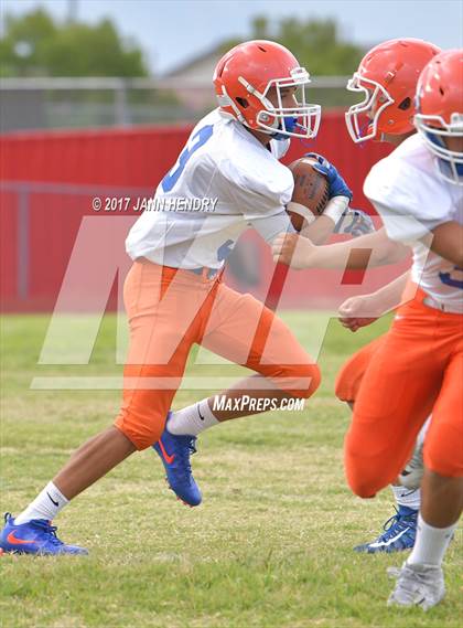 Thumbnail 1 in FR: Bishop Gorman @ Liberty photogallery.