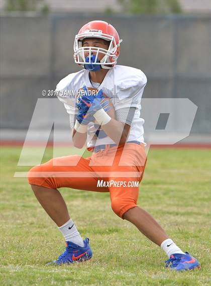 Thumbnail 1 in FR: Bishop Gorman @ Liberty photogallery.