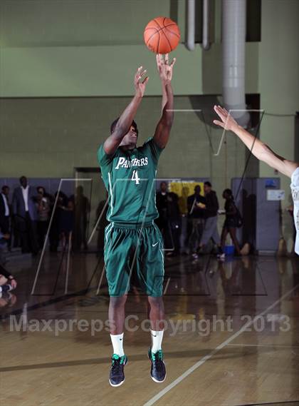 Thumbnail 1 in Kennedy vs. Gardena (CIF LA City Section D2 Final) photogallery.