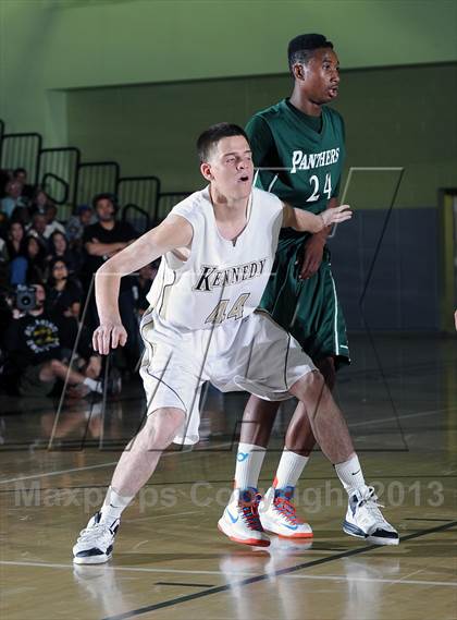 Thumbnail 3 in Kennedy vs. Gardena (CIF LA City Section D2 Final) photogallery.