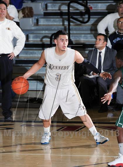 Thumbnail 2 in Kennedy vs. Gardena (CIF LA City Section D2 Final) photogallery.