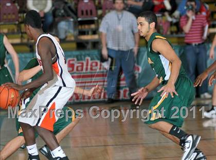 Thumbnail 3 in Mt. Vernon vs. Mattoon (Salem Invitational Tournament) photogallery.