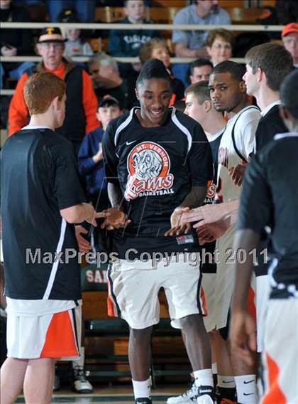 Thumbnail 2 in Mt. Vernon vs. Mattoon (Salem Invitational Tournament) photogallery.